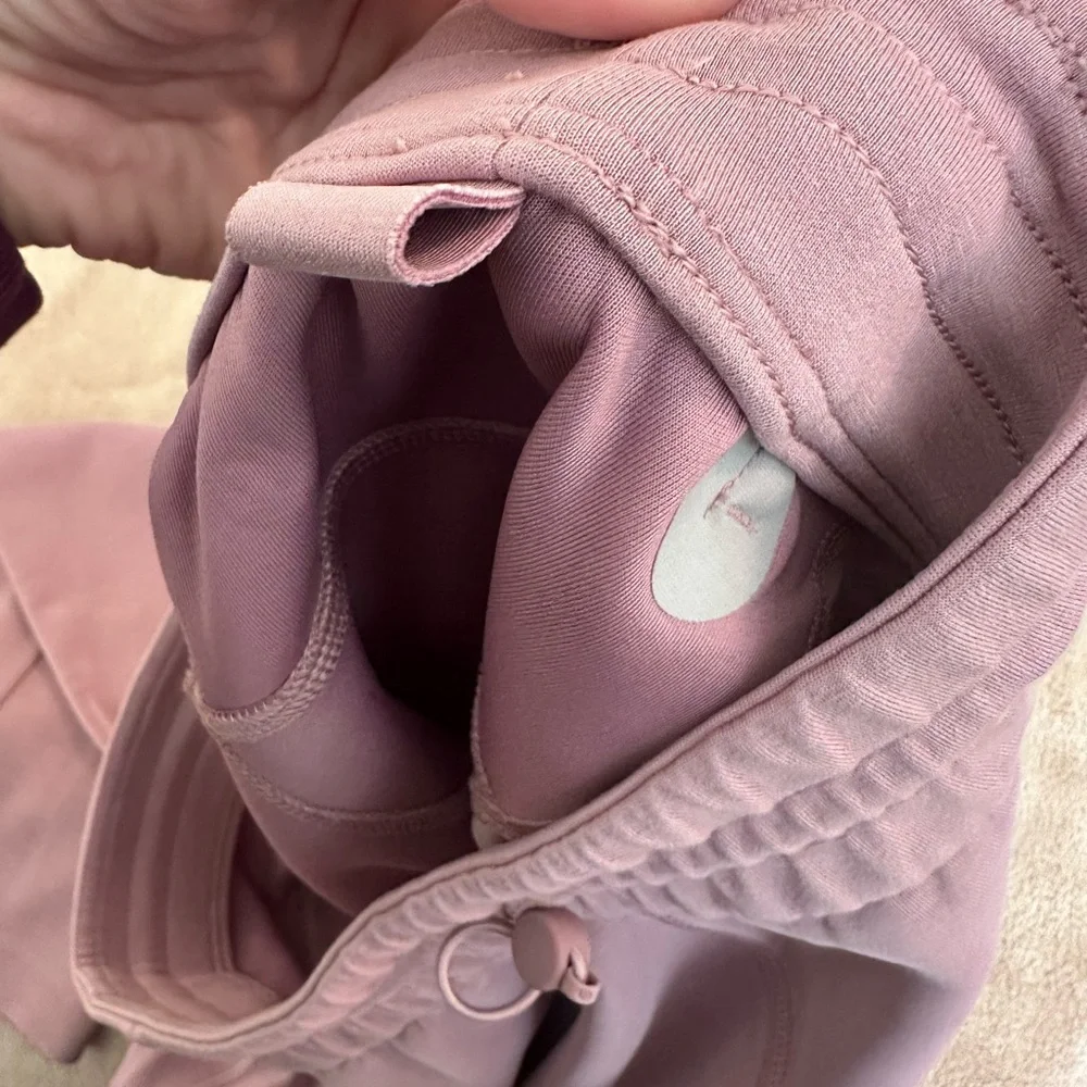 NWOT Lululemon Soft streme High Rise pant regular, in Rose Blush, 31” - Picture 4 of 5